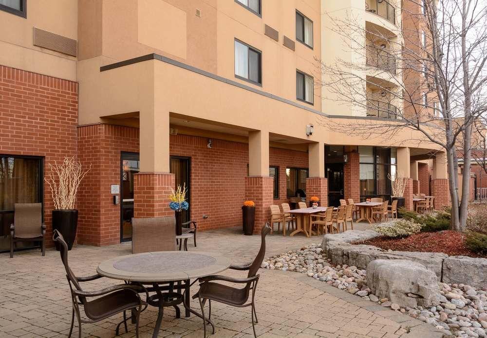 Courtyard By Marriott Toronto Brampton Hotel Exterior photo